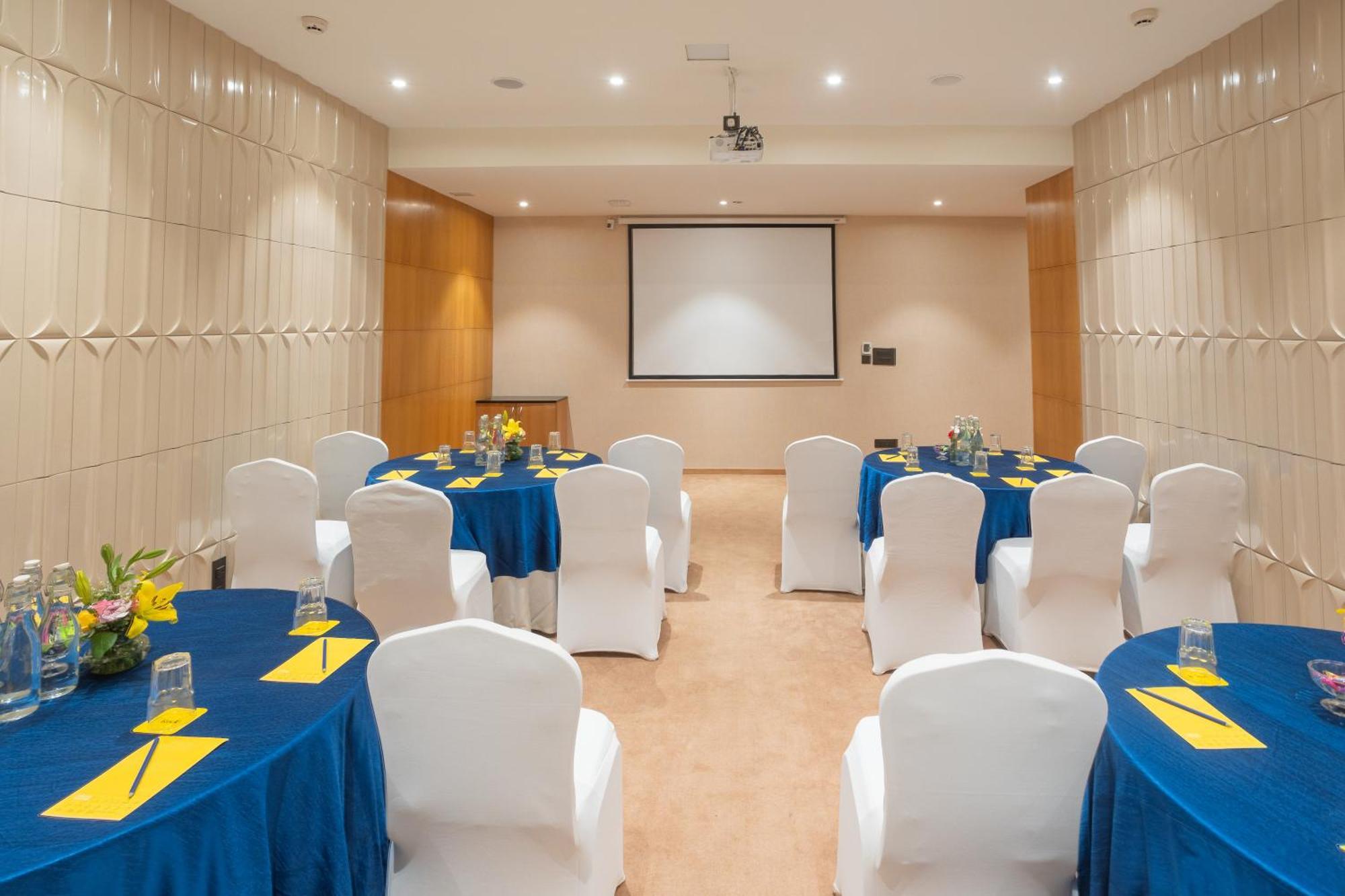 Golden Tulip Jaipur Hotel Luaran gambar