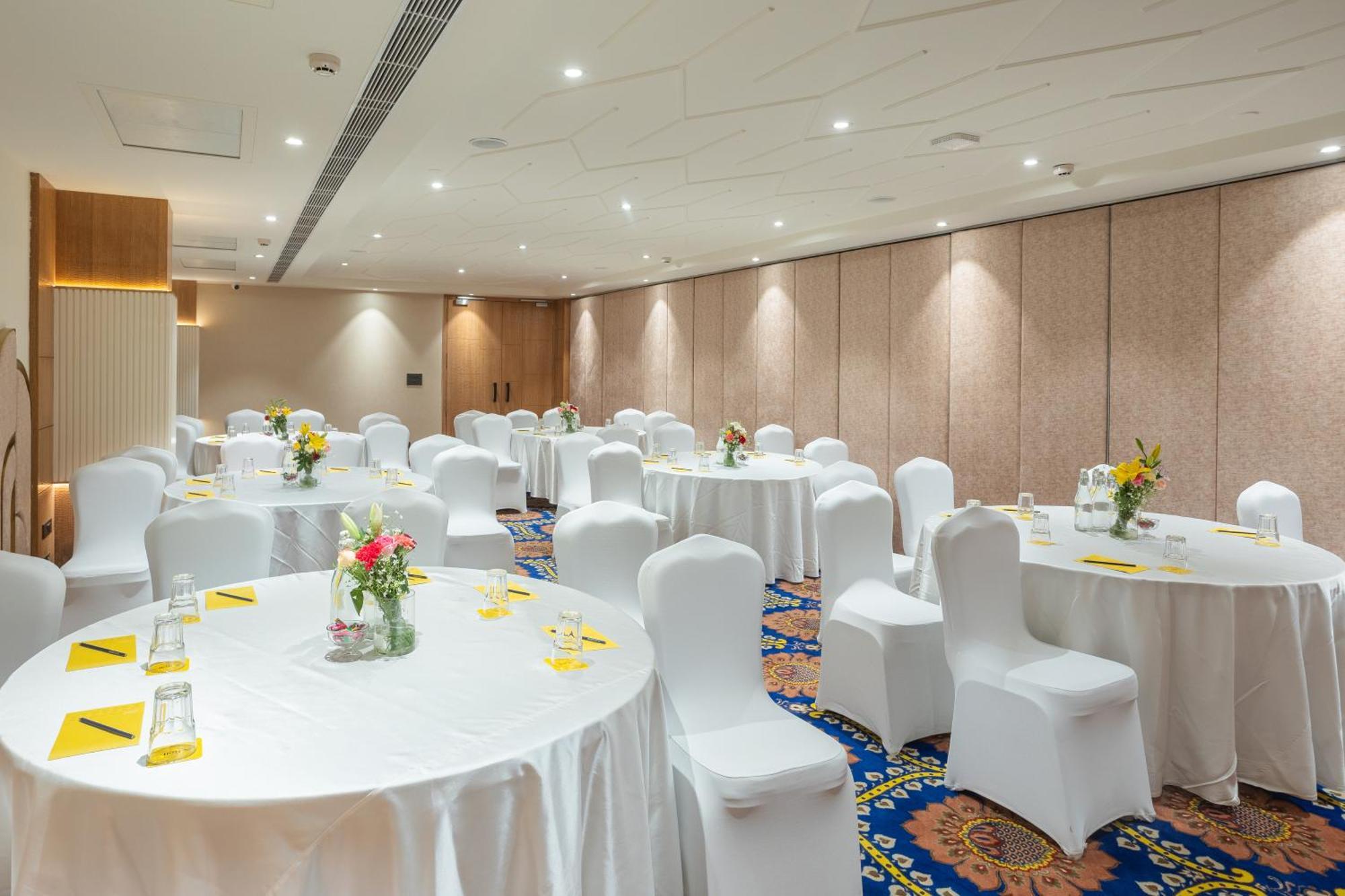 Golden Tulip Jaipur Hotel Luaran gambar